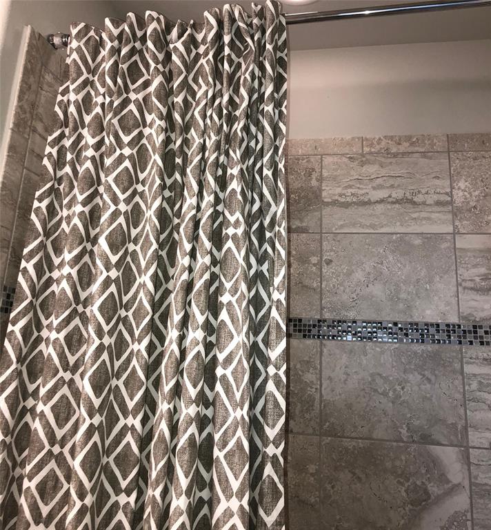 Gables At Ohio - Residential Lease