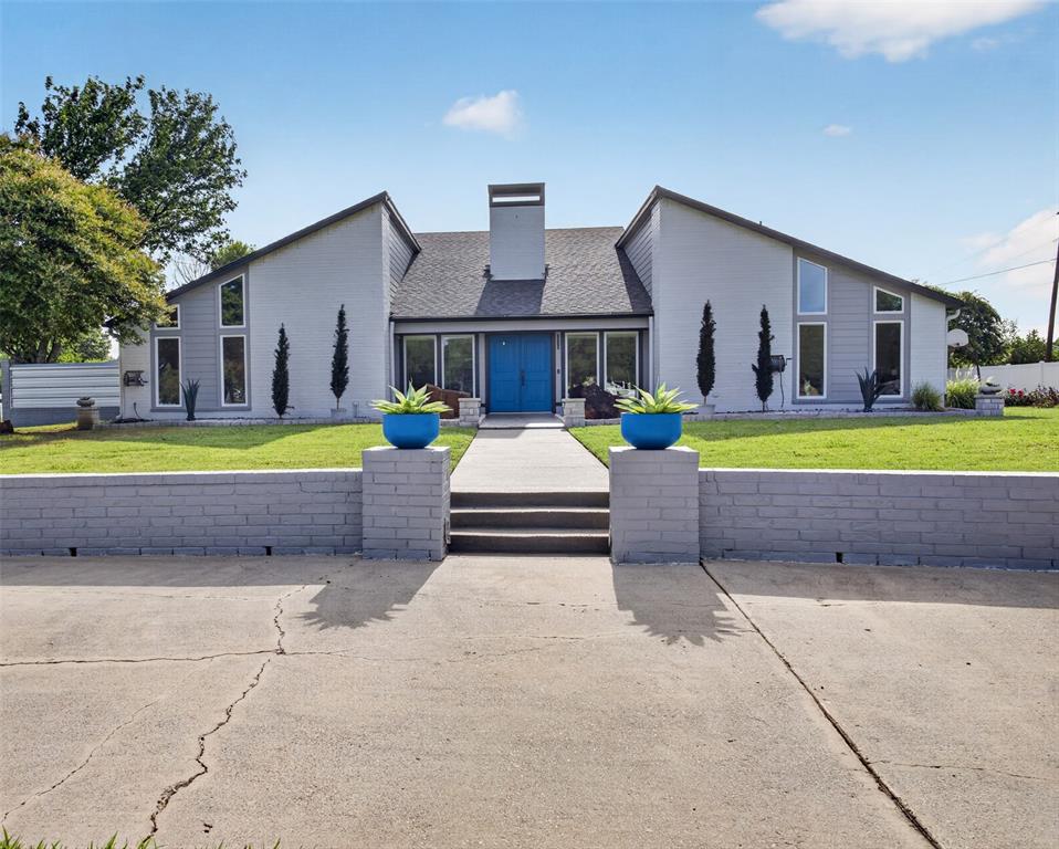 31 Rancho Drive N