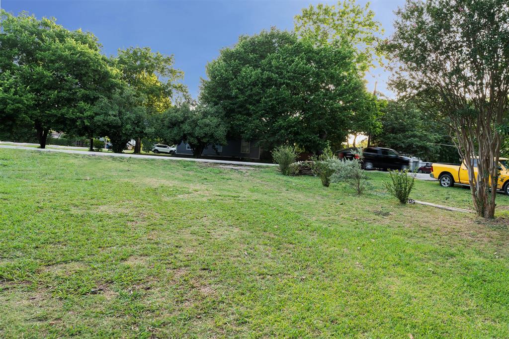 600 N Elm Street