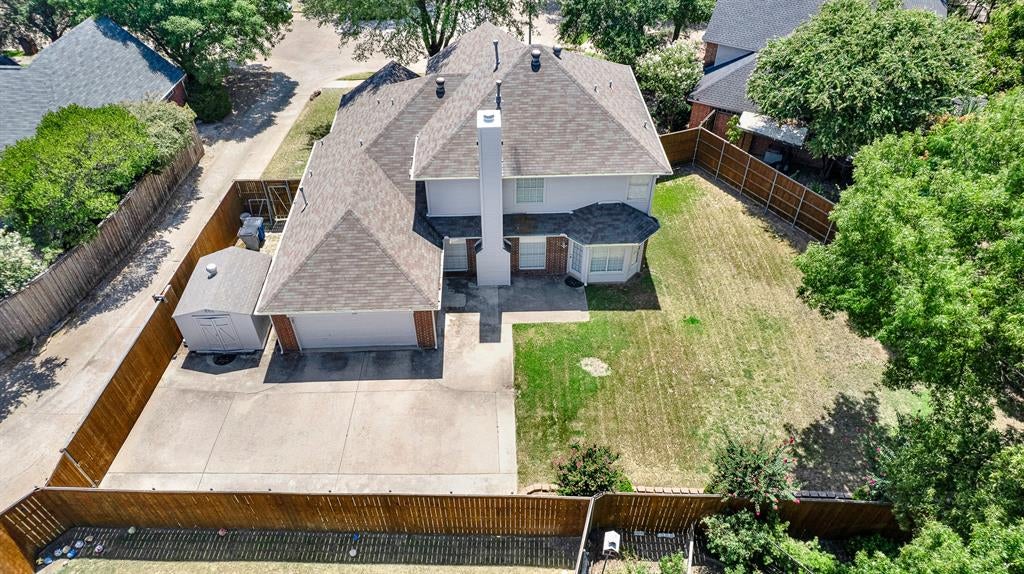1101 Easton Lane