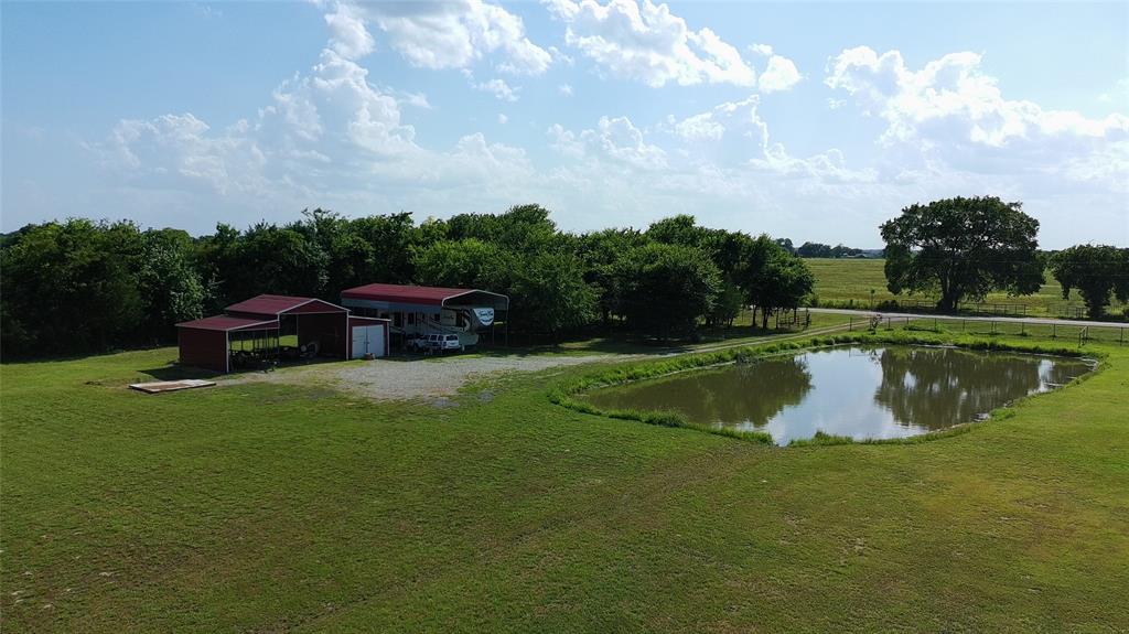 1242 N FM 1752