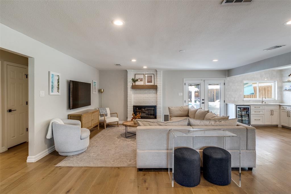 9243 Moss Farm Lane