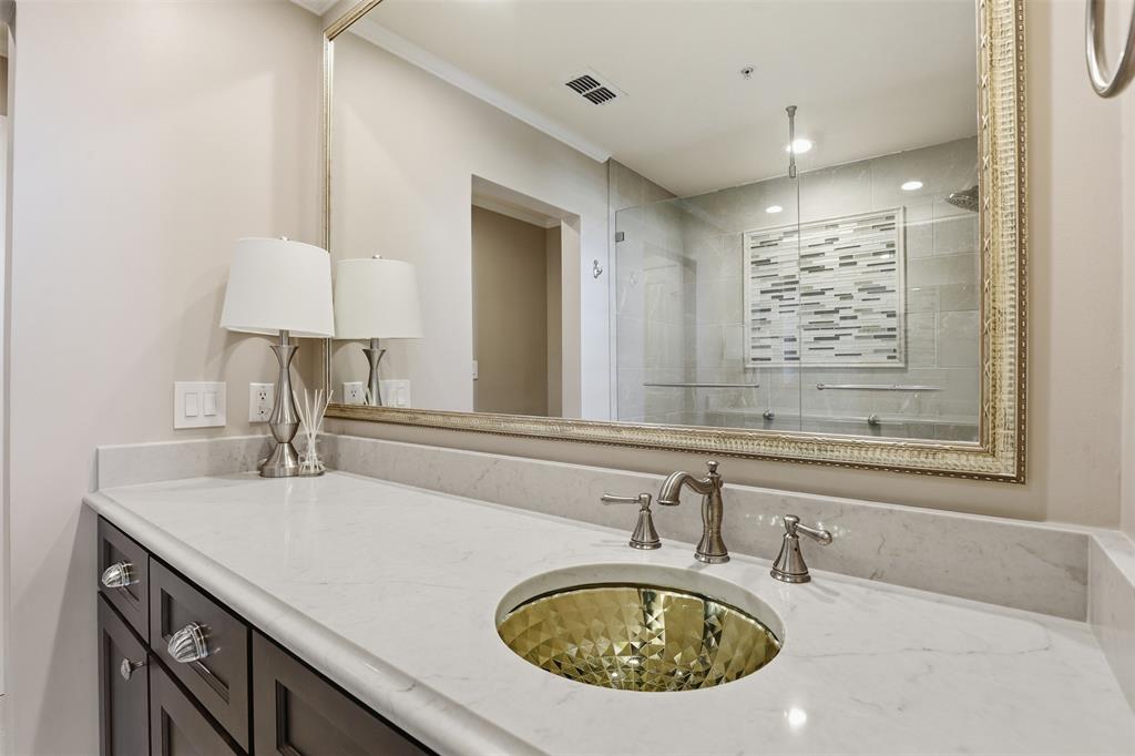 Neil P At Burnett Park Condo - Residential