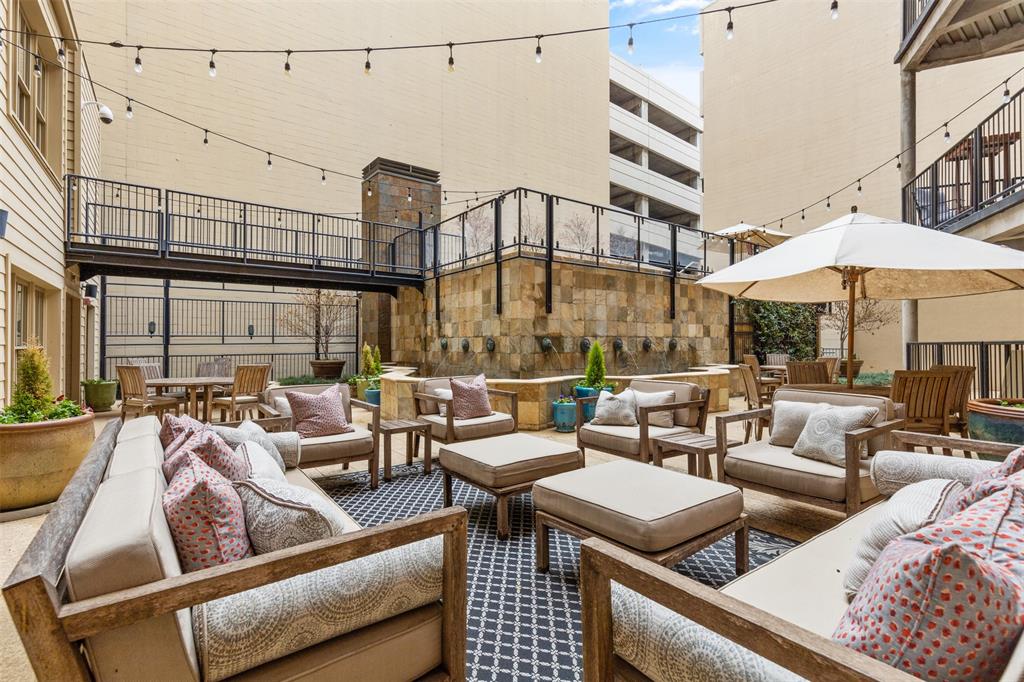Neil P At Burnett Park Condo - Residential