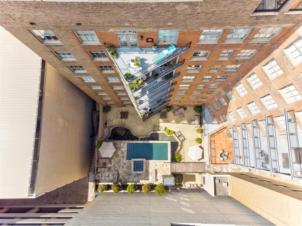 Neil P At Burnett Park Condo - Residential