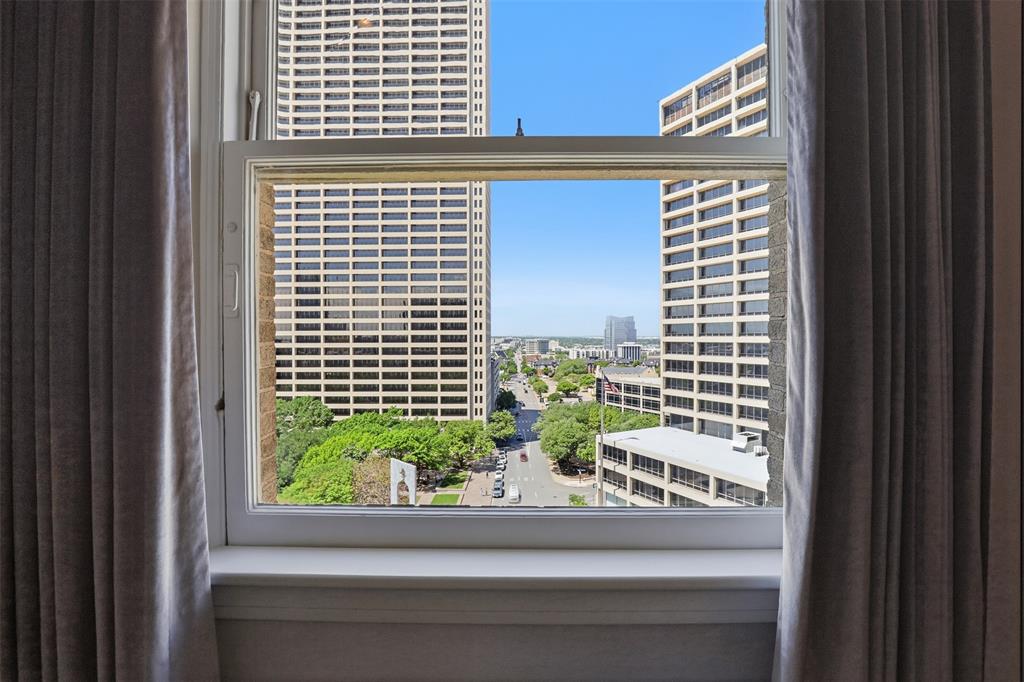 Neil P At Burnett Park Condo - Residential