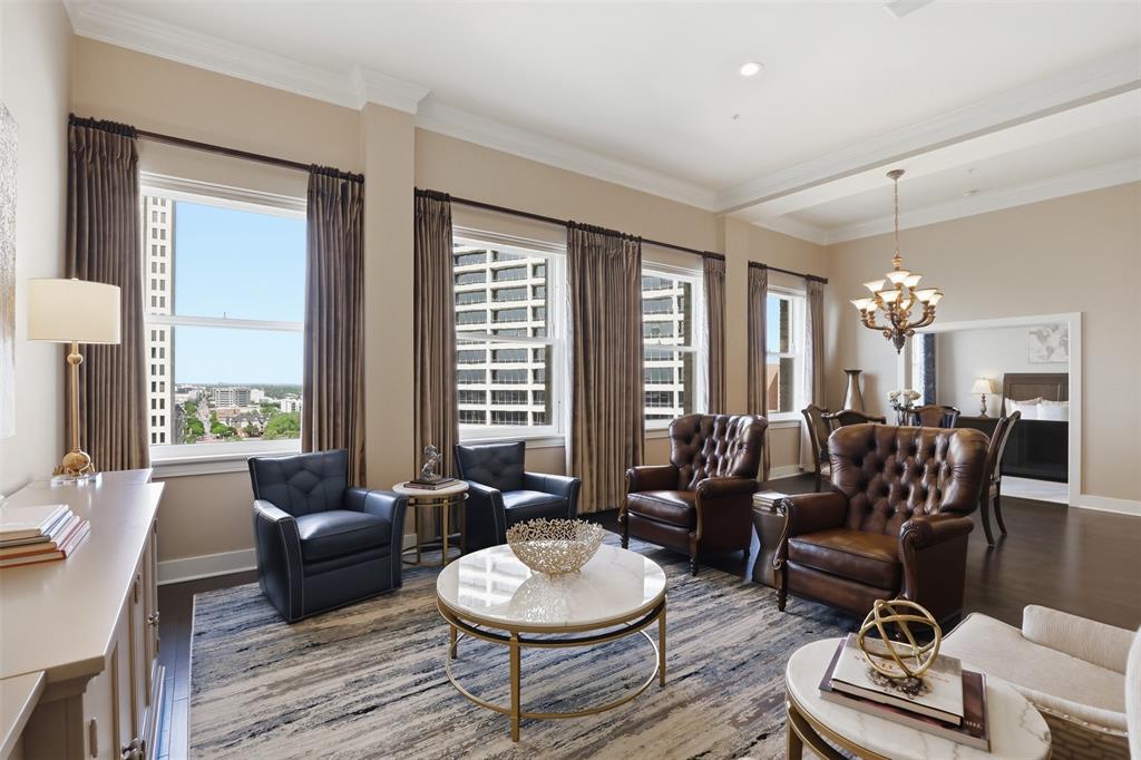 Neil P At Burnett Park Condo - Residential