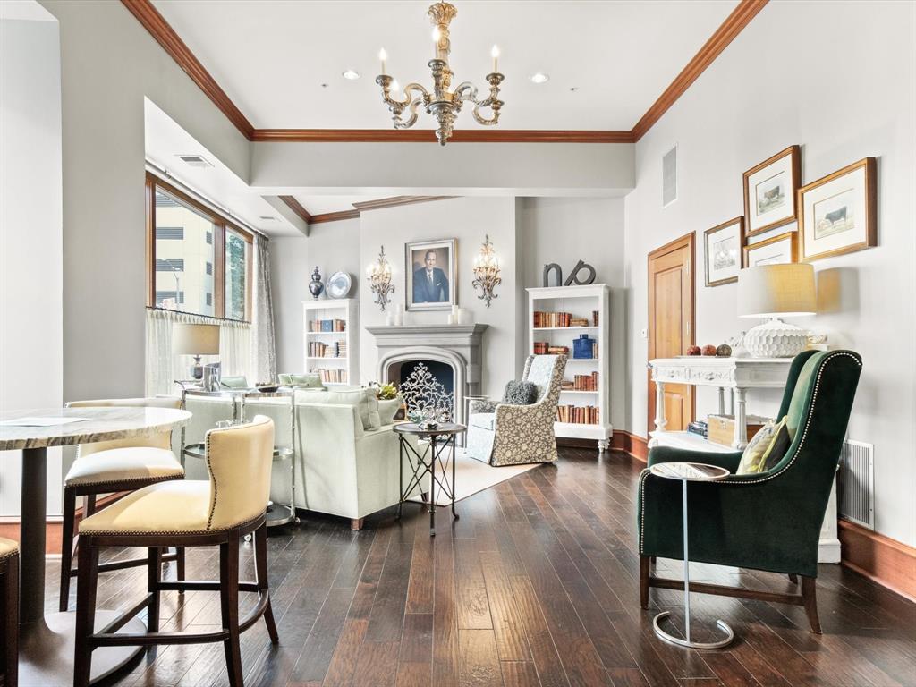 Neil P At Burnett Park Condo - Residential