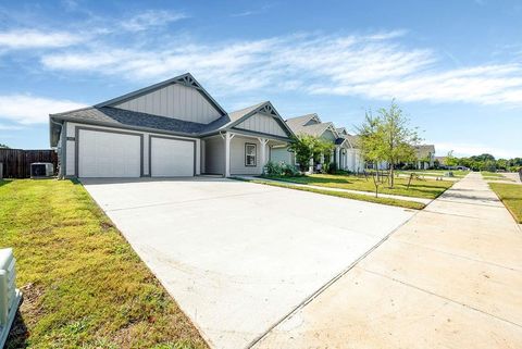 A home in Terrell