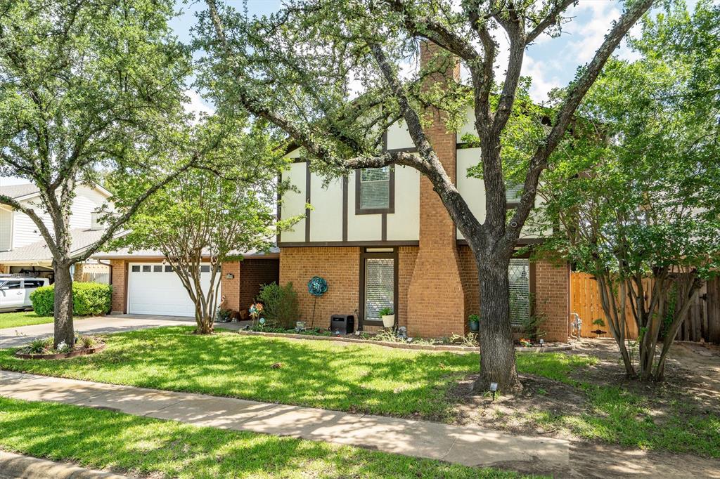 3200 Teakwood Drive
