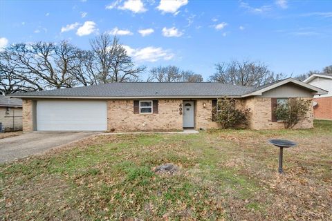 A home in Corsicana