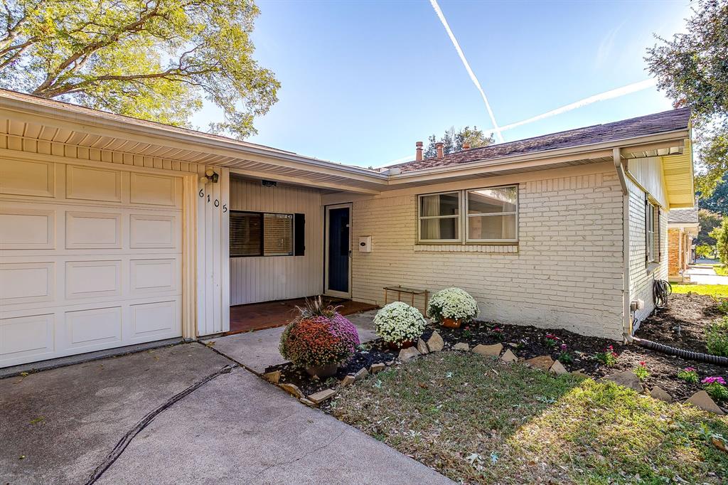 6105 Trail Lake Drive