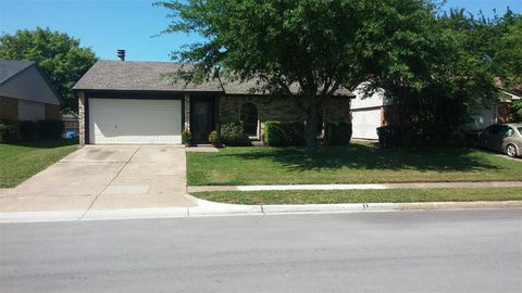 Photo of 909 ROLLING RIDGE Drive, Allen, TX 75002 (MLS # 21261288)