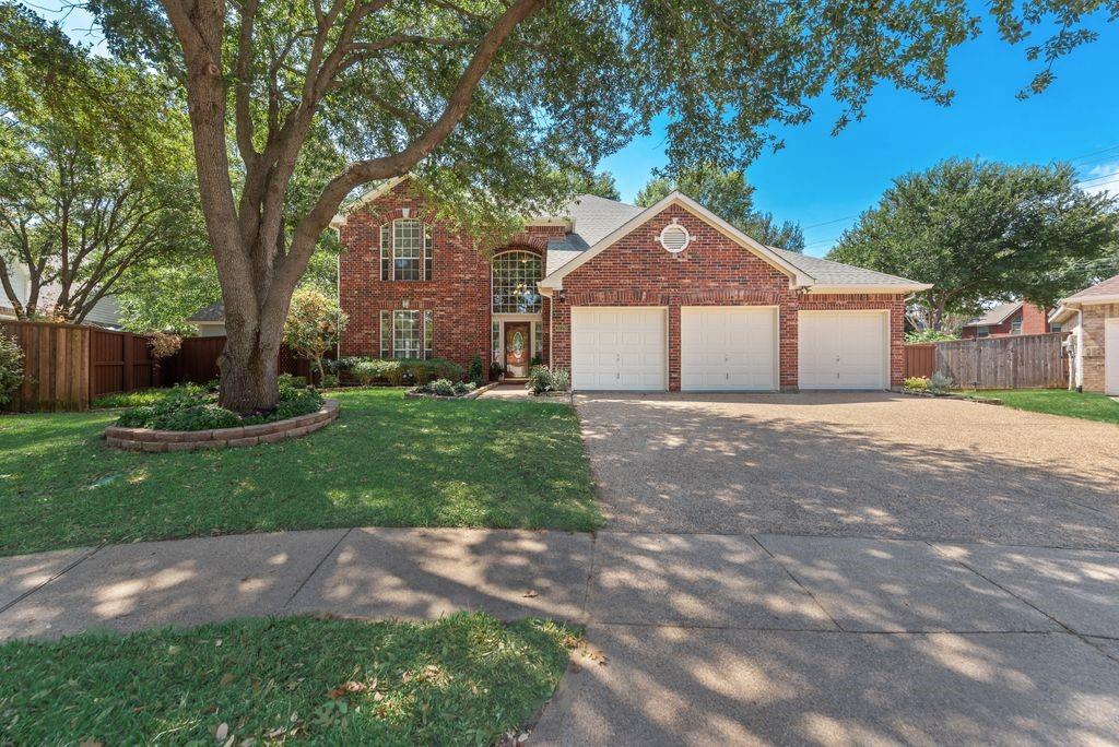 3229 Loyola Drive