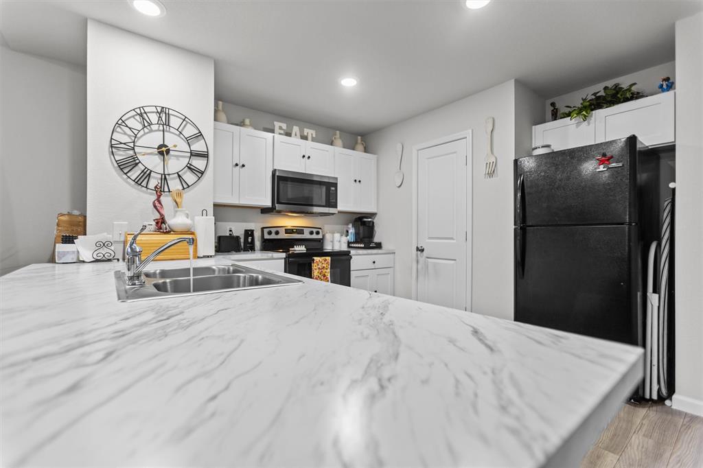 1106 Ripplewood Circle