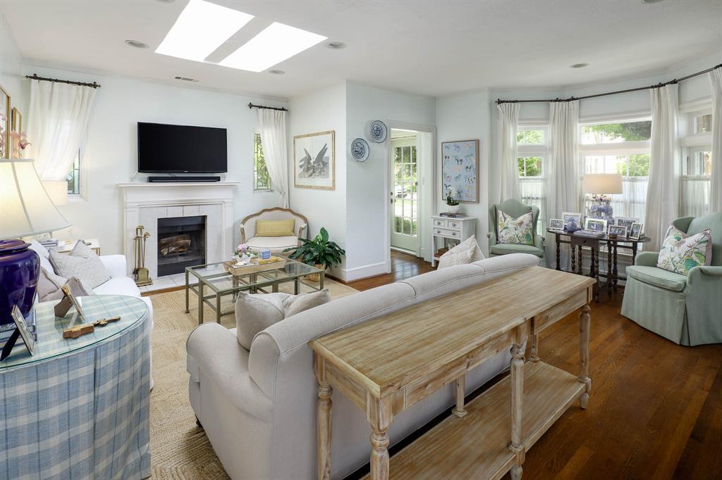 5442 Merrimac Avenue