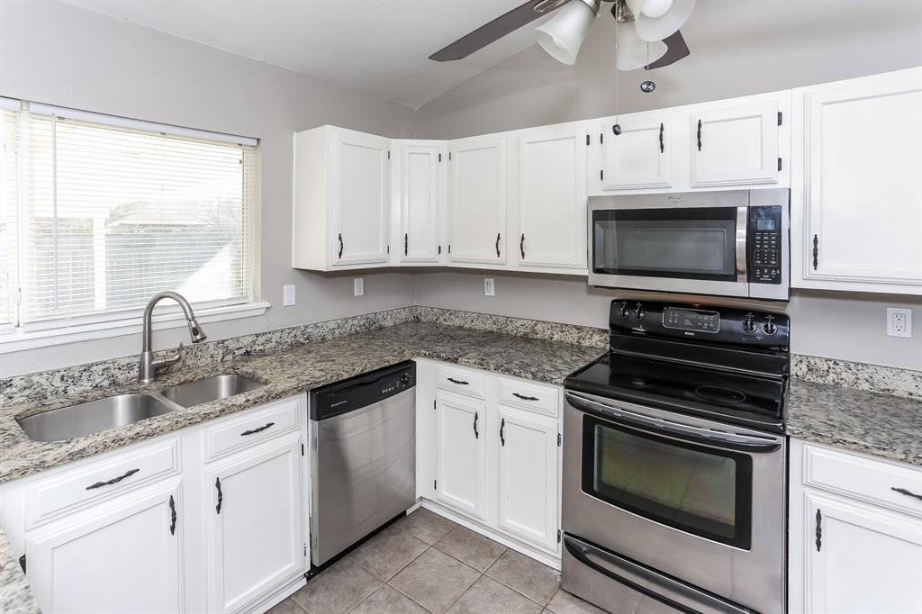 Trailwood 11 - Residential Lease