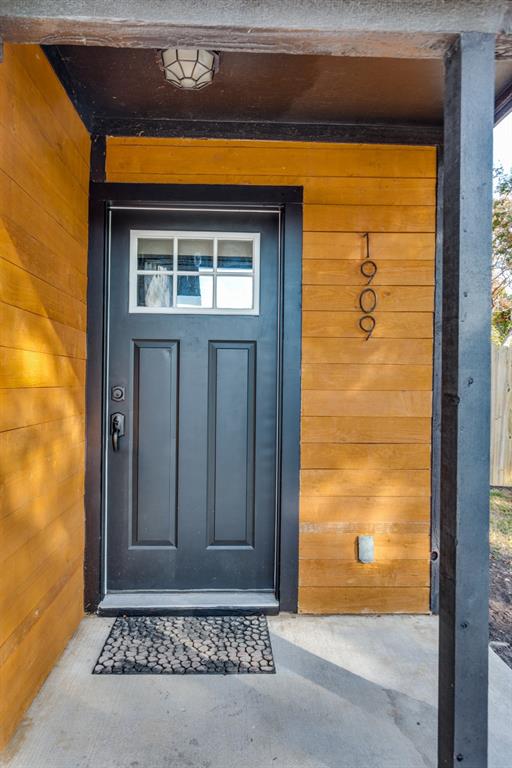 Laurel Add - Residential