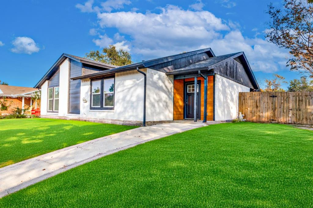 Laurel Add - Residential