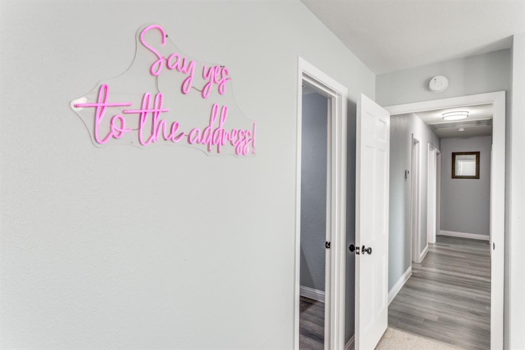 Laurel Add - Residential