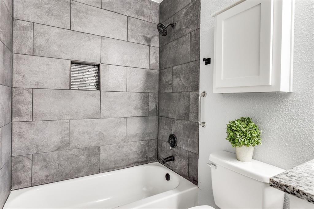 Laurel Add - Residential