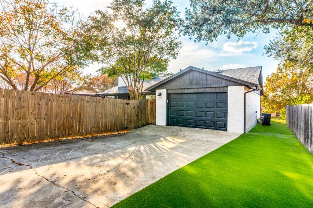 Laurel Add - Residential