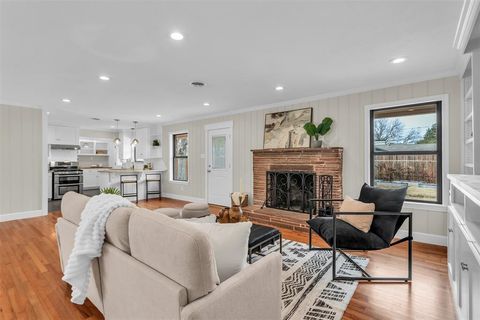 533 Pittman Street Richardson TX 75081