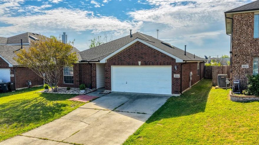 **Seller offering $1000 in concessions for driveway repairs**Welcome to this beautifully updated, move-in-ready home in a prime Fort Worth location. Thoughtfully upgraded from top to bottom, this home offers both style and peace of mind with major system updates and modern finishes throughout.
Inside, you’ll find fresh interior paint (2026), updated LVP flooring, and upgraded baseboards that create a clean, elevated feel. A newly enclosed office with custom built-in bookshelves provides the perfect work-from-home space or flex room.
The kitchen and living areas flow seamlessly to the backyard, where you’ll love the turfed yard, covered patio, and extended outdoor living space — perfect for entertaining or low-maintenance family living year-round.
Major upgrades include a new 30-year roof (2024), HVAC system and water heater (2020), giving buyers confidence and value.
This is the kind of home buyers are waiting for — updated, functional, and ready to enjoy from day one.