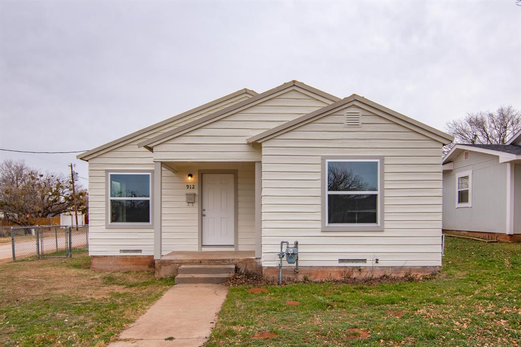 912 Lou Avenue