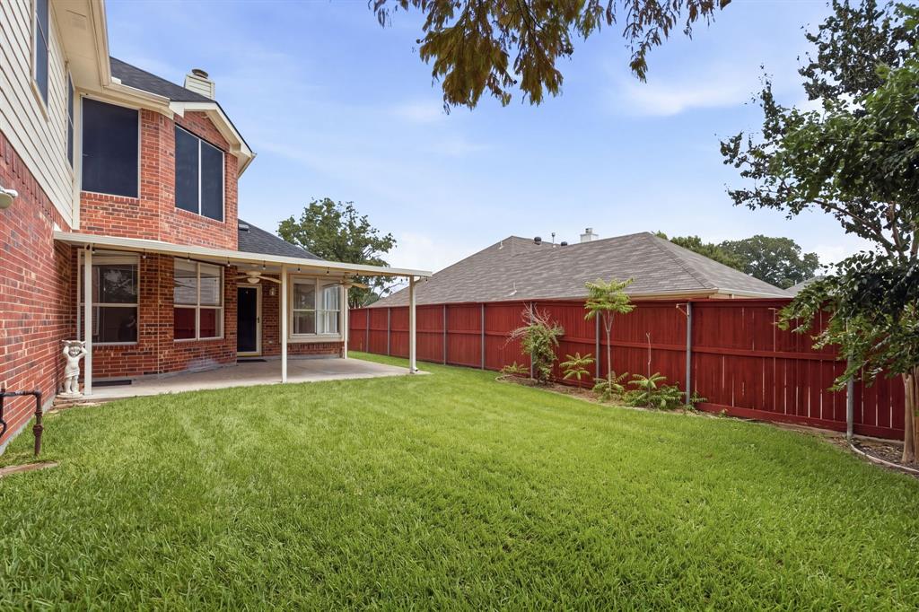 2404 Frosted Green Lane