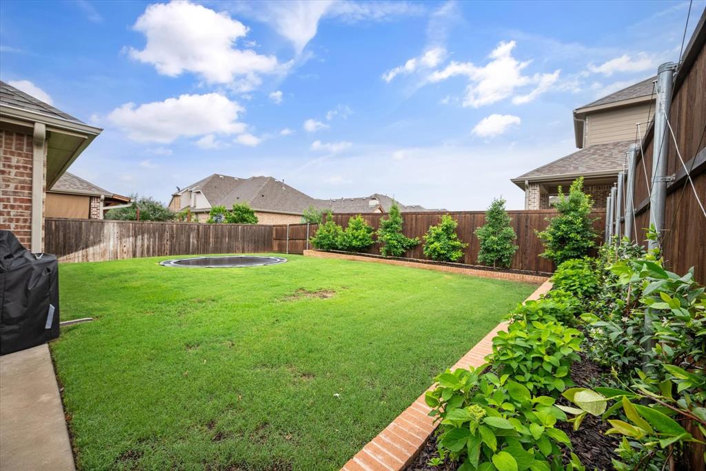 2204 Saratoga Drive