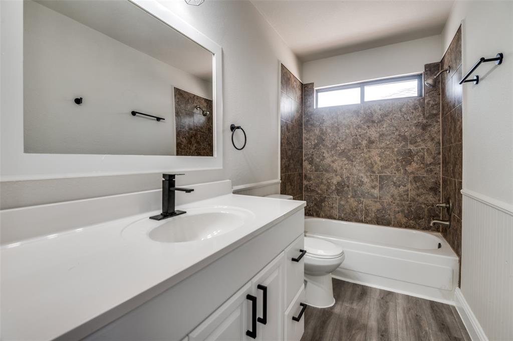 Collingwood Vilage - Residential