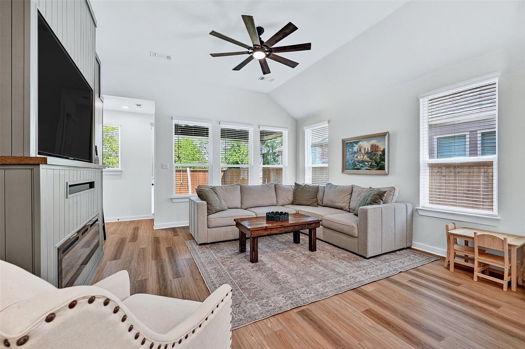 The Reserve, Ph4 - Residential