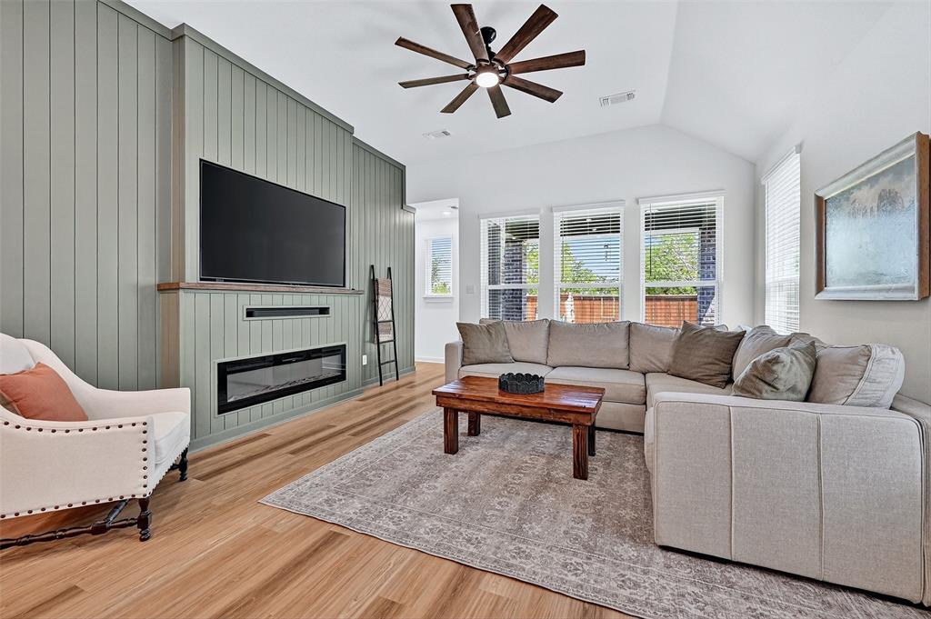 The Reserve, Ph4 - Residential