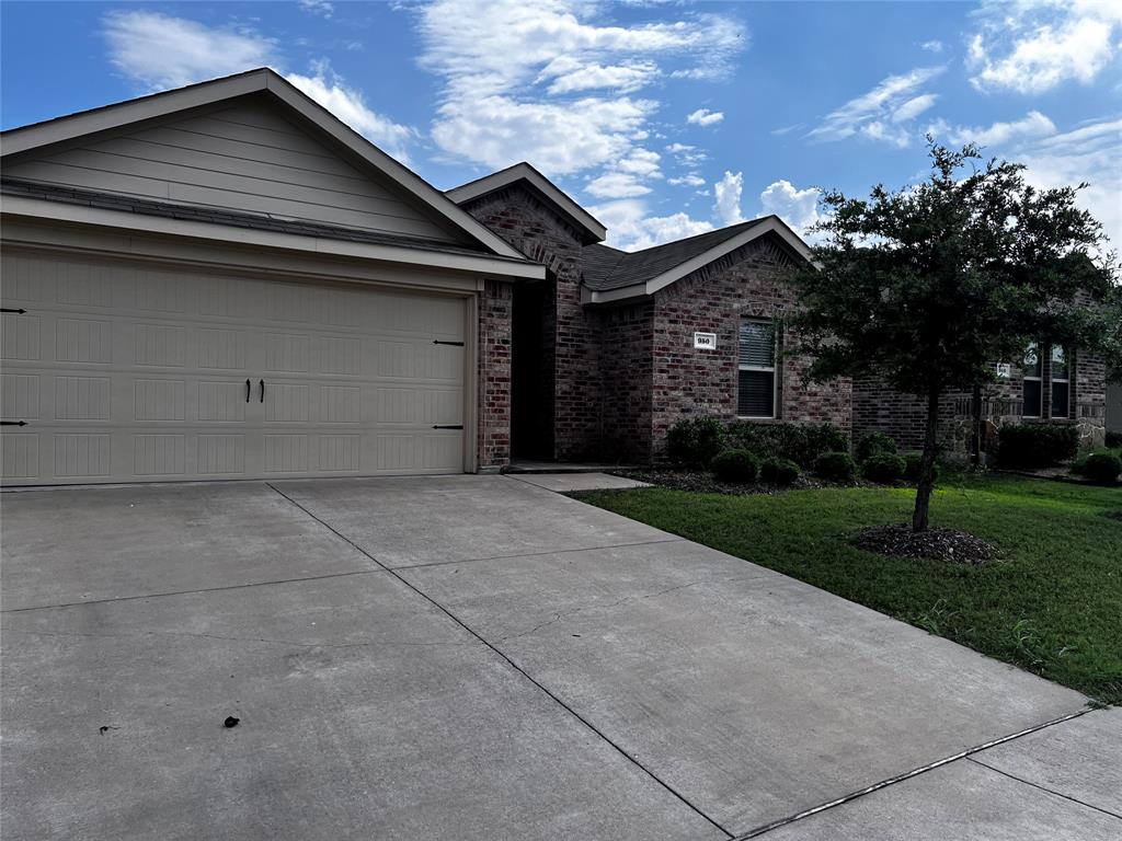 950 Decker Drive