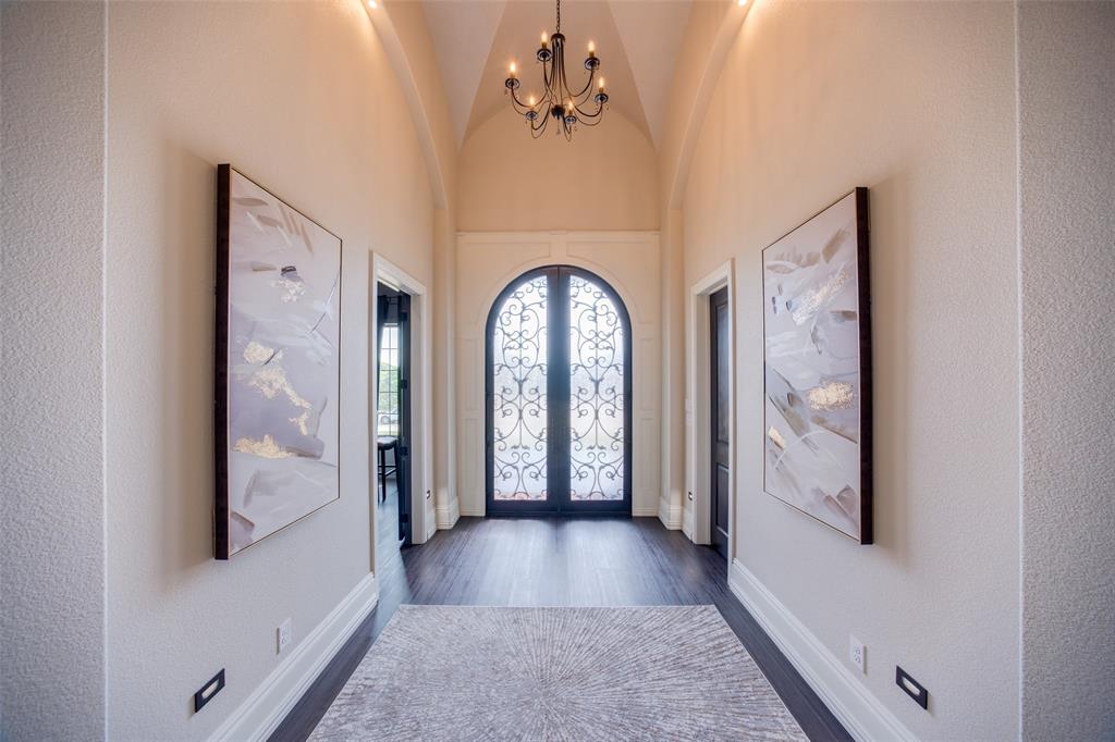 2621 Whispering Oaks Cove