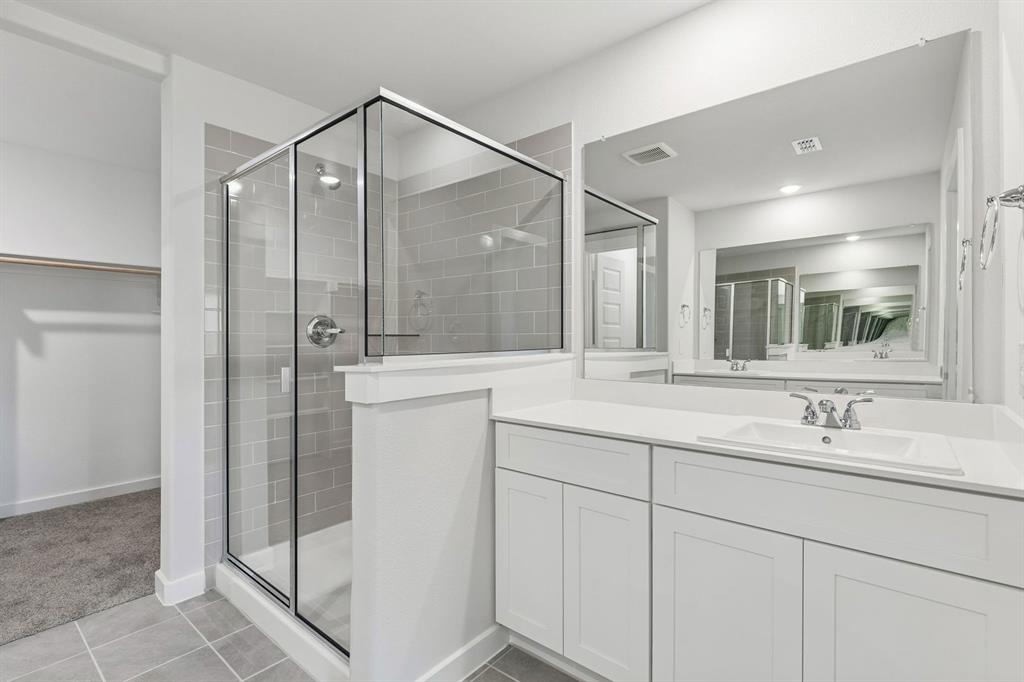 Lone Oak - Residential