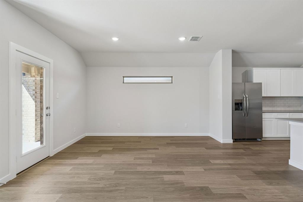 Lone Oak - Residential