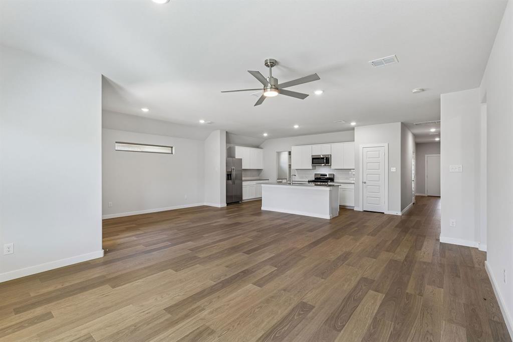 Lone Oak - Residential