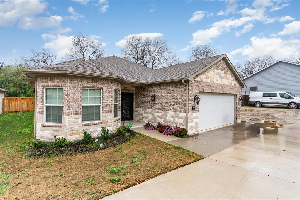View Van Alstyne, TX 75495 house