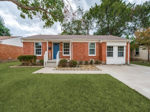 Photo of 1718 Pat Drive, Dallas, TX 75228 (MLS # 21401061)