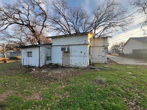 A home in Kennedale