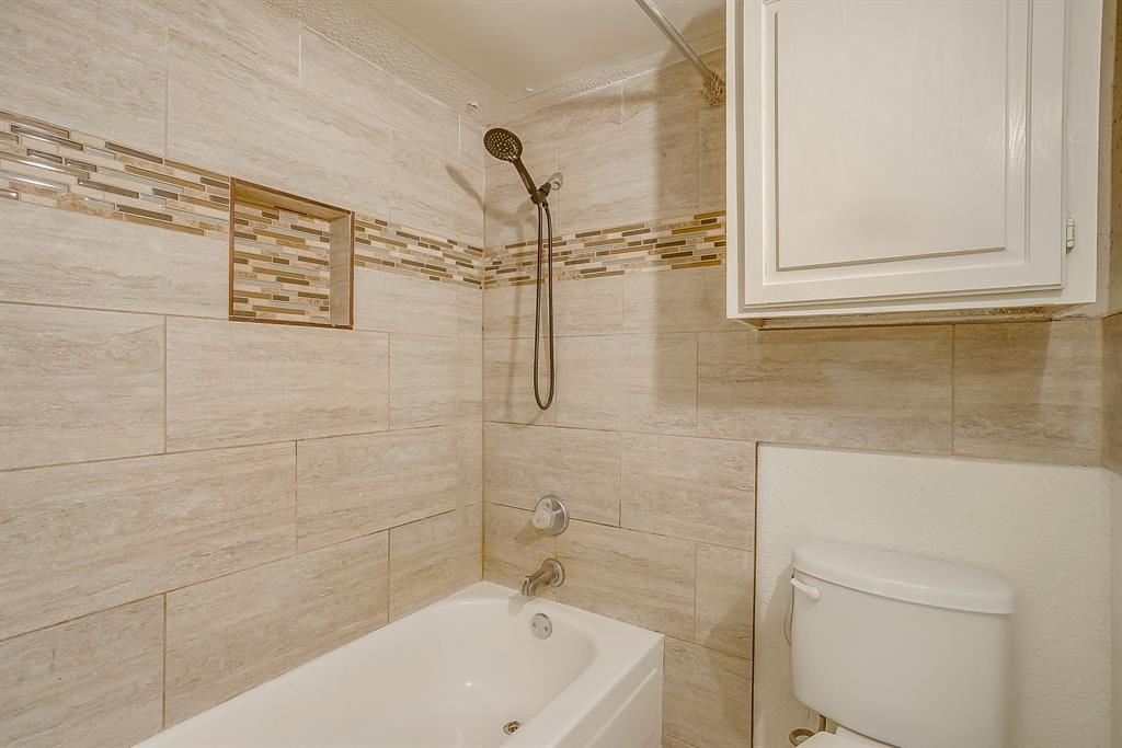 Arlington Oaks Condo - Residential