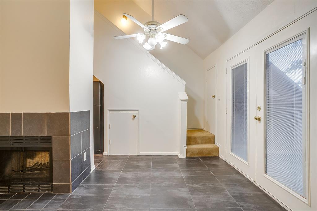 Arlington Oaks Condo - Residential