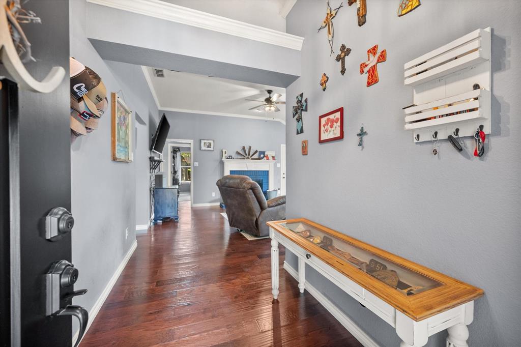 1314 Hyde Park Boulevard