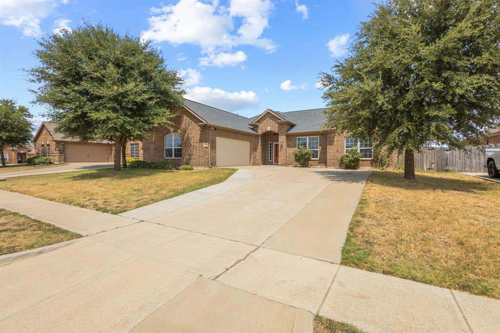 Photo of 302 Kaylee Way, Red Oak, TX 75154 (MLS # 21367459)