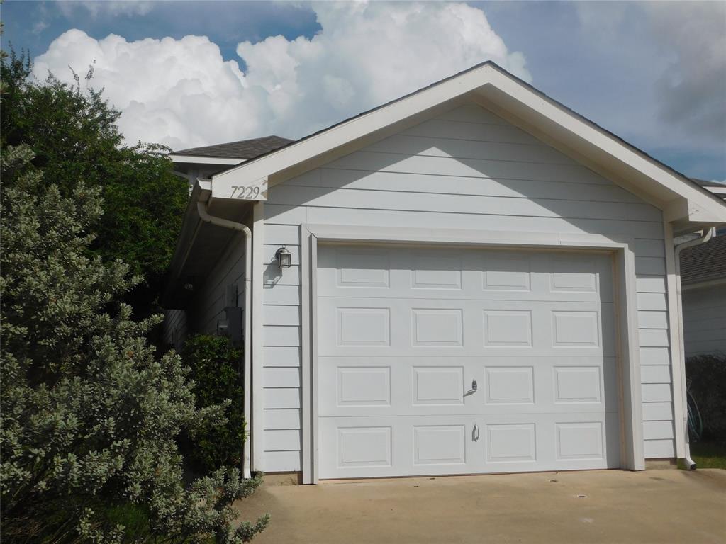 Trail Lake Estates Add Ft Wth - Residential Lease