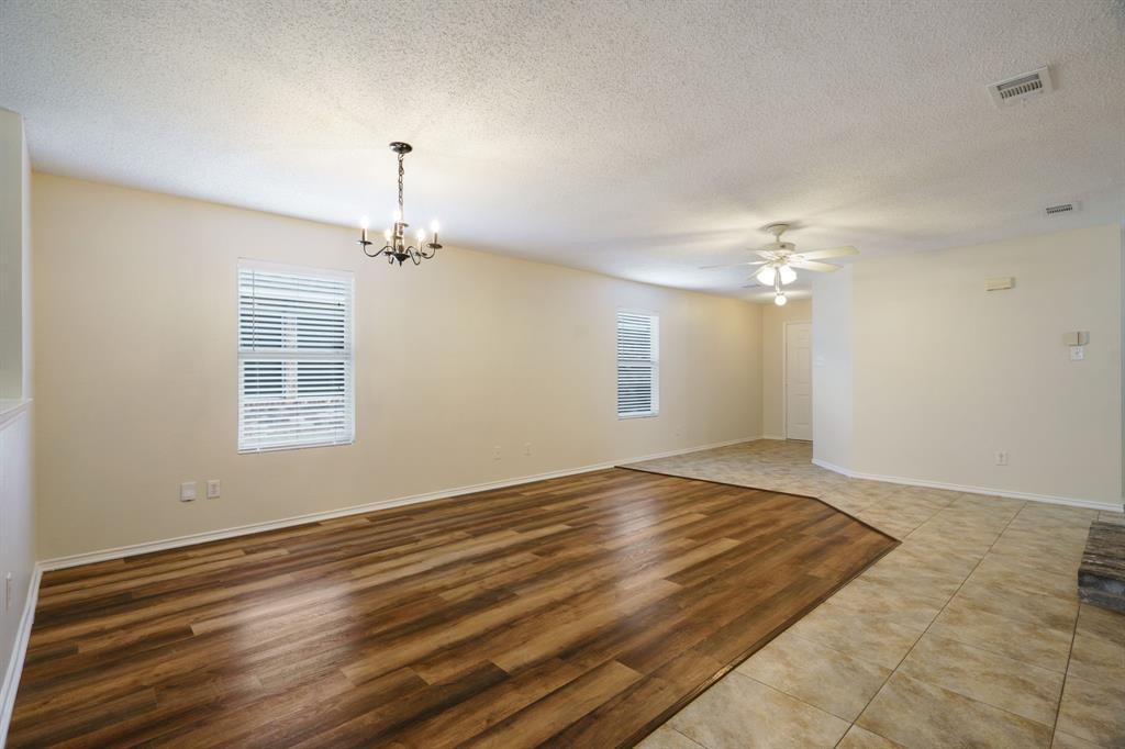 Legends Of Mckinney Ph III - Residential Lease