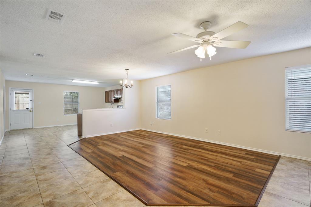 Legends Of Mckinney Ph III - Residential Lease