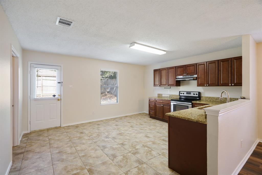 Legends Of Mckinney Ph III - Residential Lease